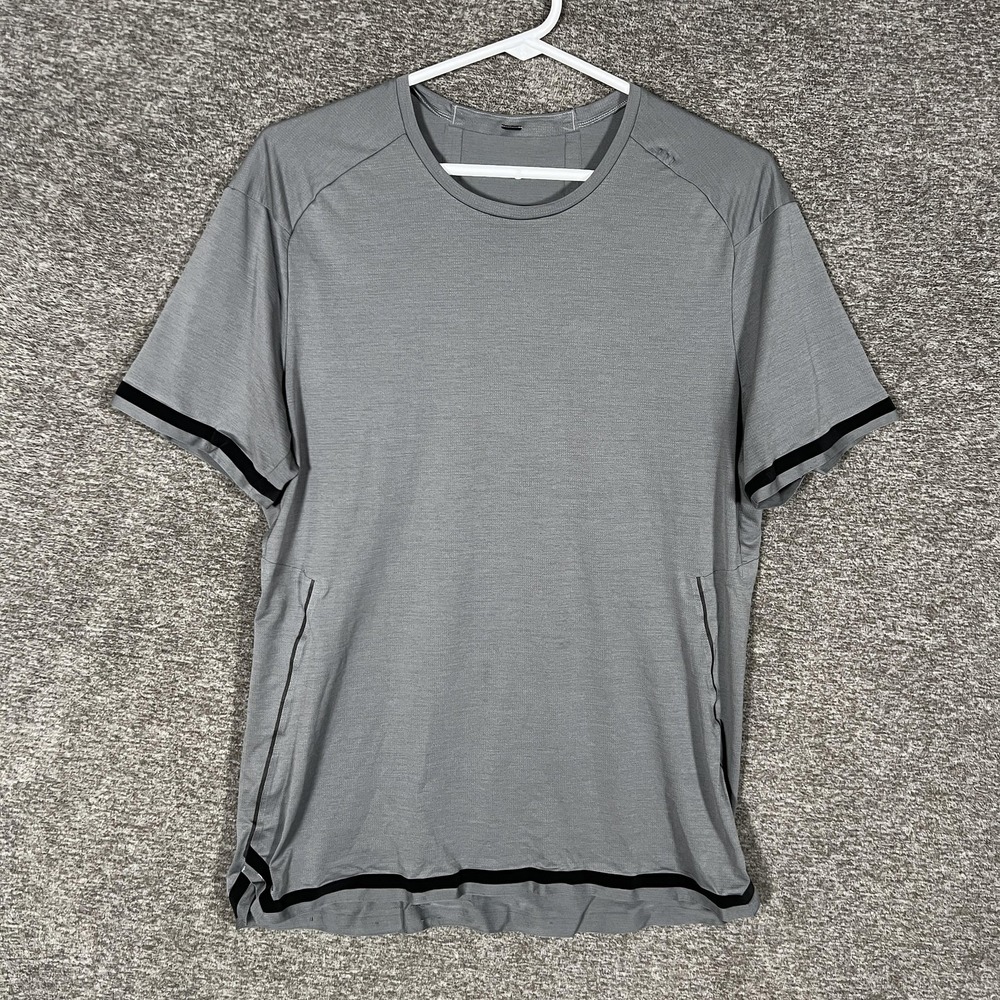 Lululemon Shirt Men M/L? Gray Short Sleeve Athletic Running Performance Tee‎